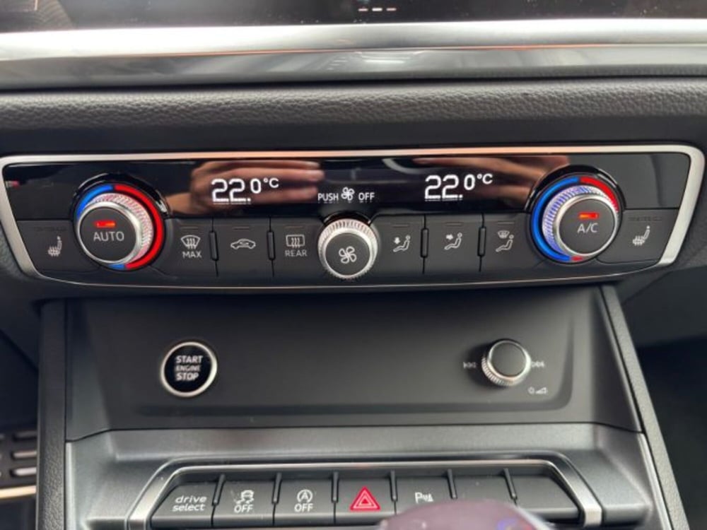 Audi Q3 Sportback nuova a Cuneo (19)