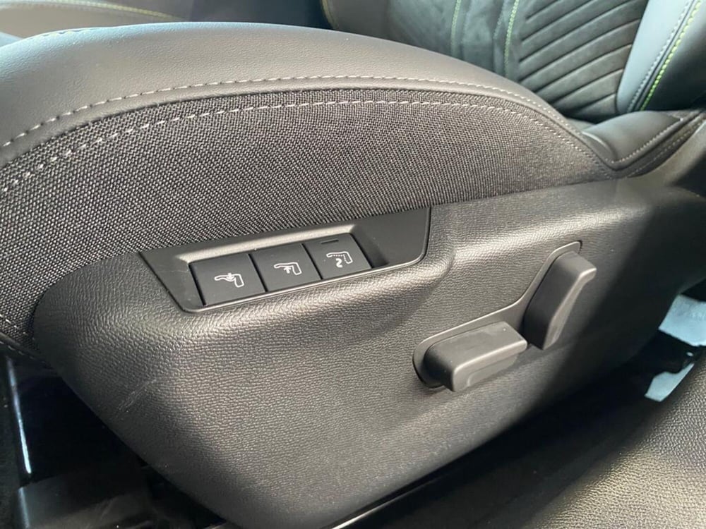 Peugeot 208 nuova a Torino (13)