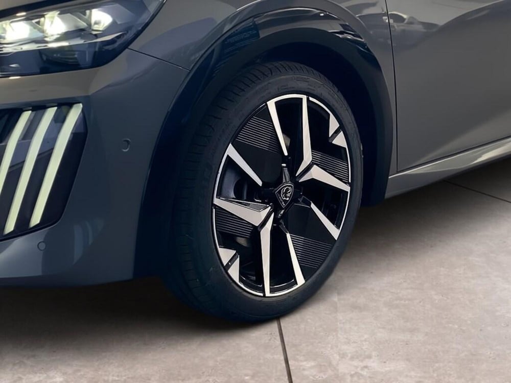 Peugeot 208 nuova a Torino (15)