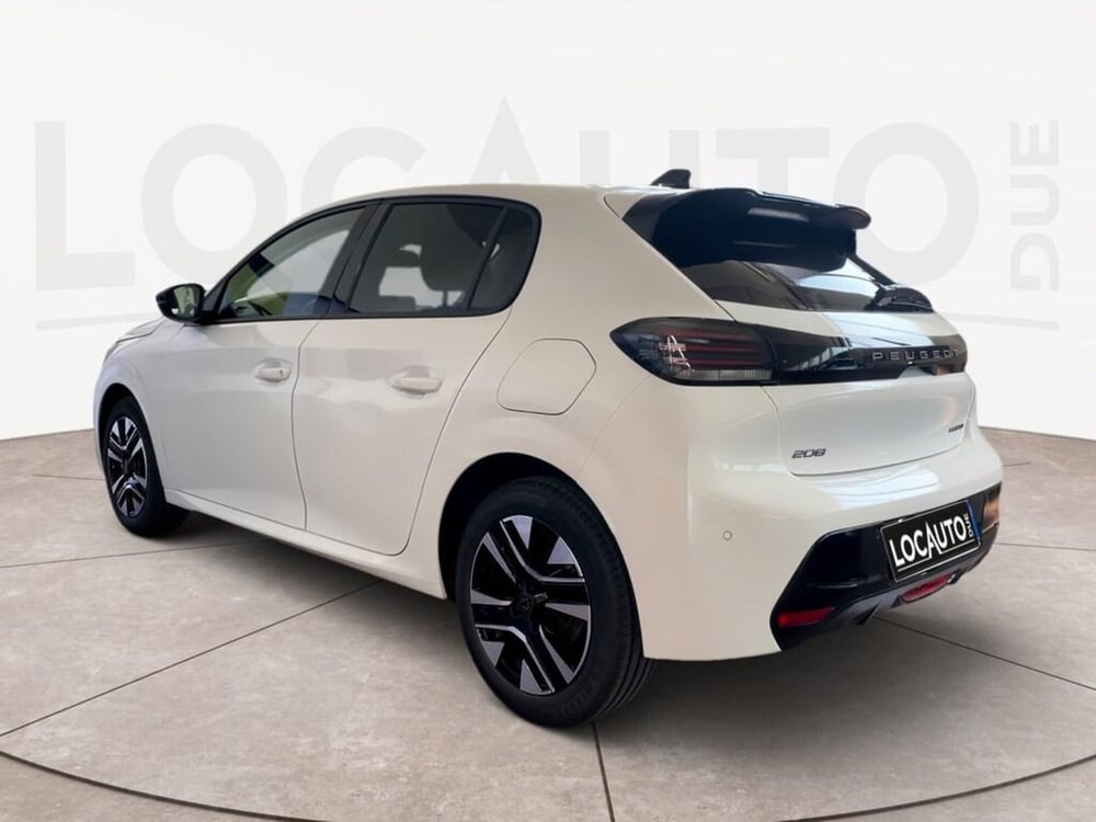 Peugeot 208 nuova a Torino (5)