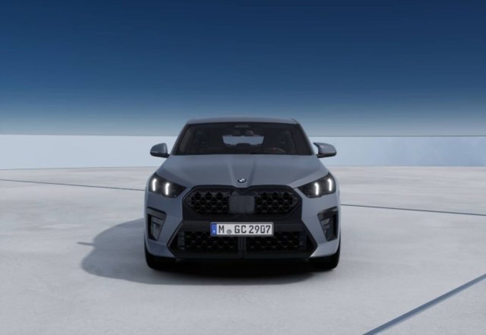 BMW X2 nuova a Modena (3)
