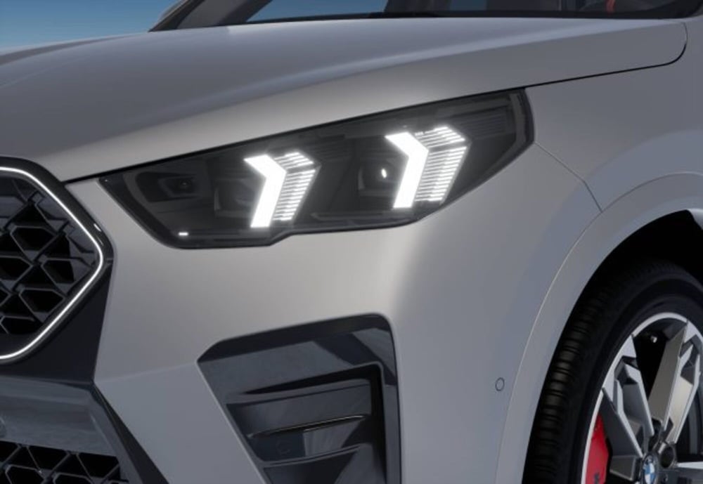 BMW X2 nuova a Modena (7)