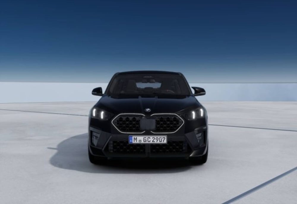 BMW X2 nuova a Modena (3)