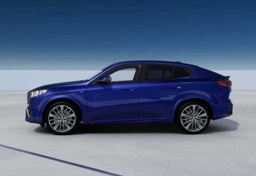 BMW X2 nuova a Modena (4)