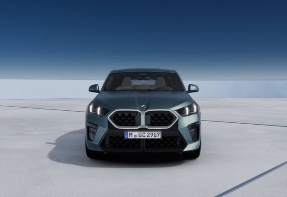 BMW X2 nuova a Modena (3)