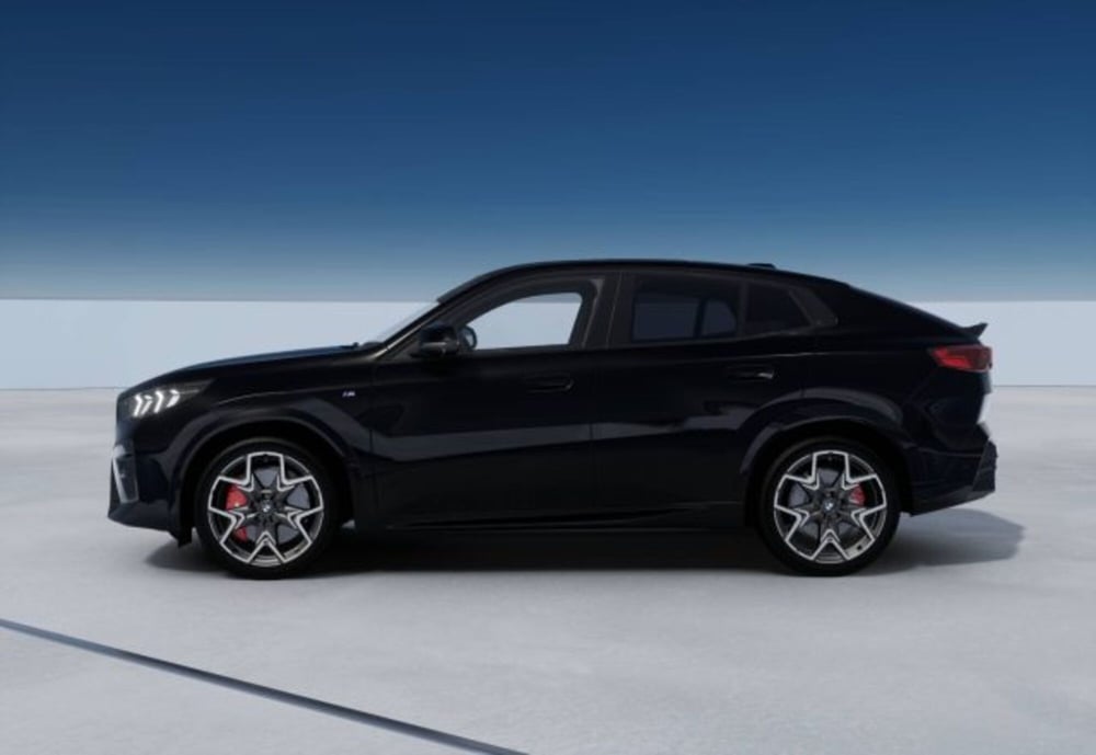 BMW X2 nuova a Modena (4)