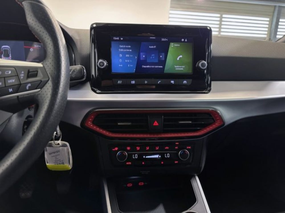 SEAT Arona usata a Modena (8)
