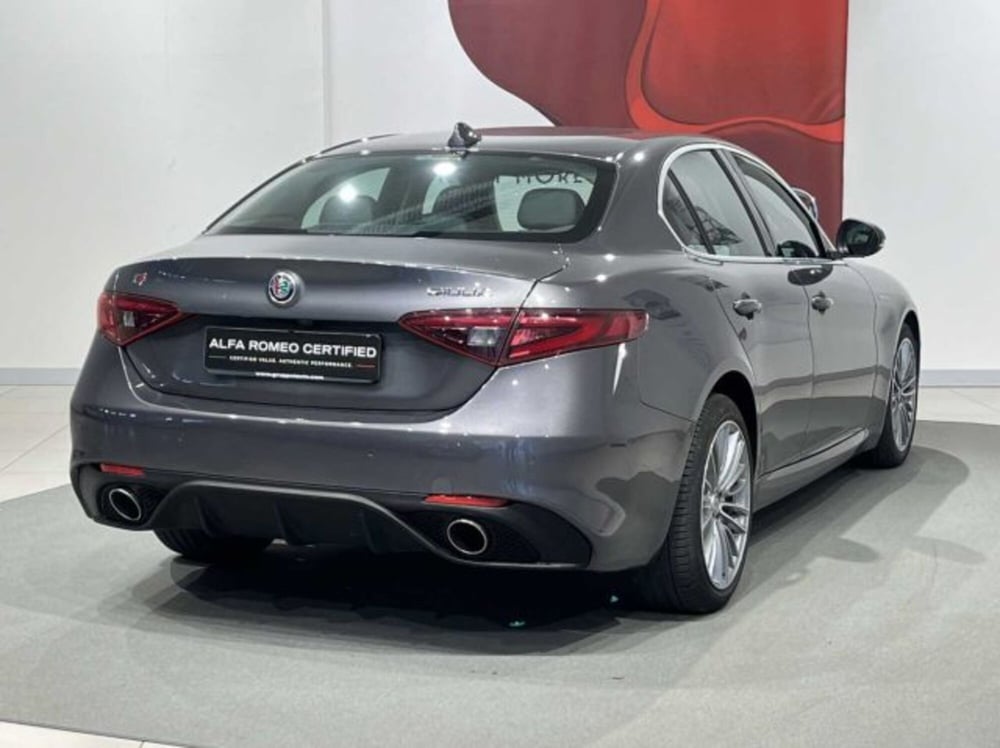 Alfa Romeo Giulia usata a Sondrio (5)