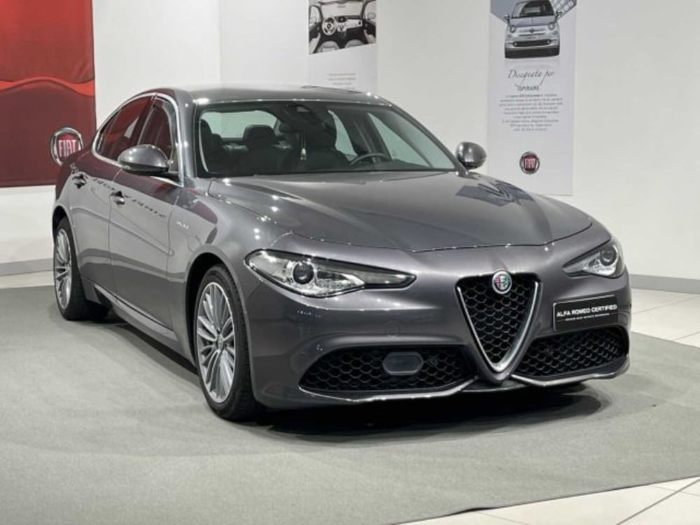 Alfa Romeo Giulia usata a Sondrio (7)