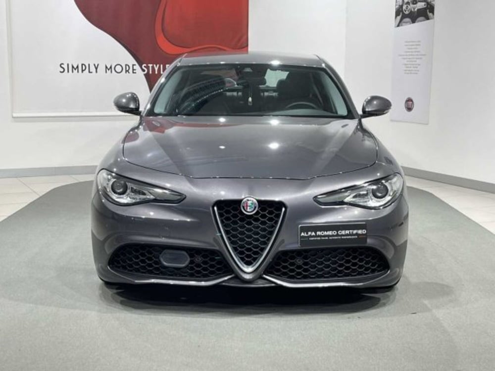 Alfa Romeo Giulia usata a Sondrio (8)