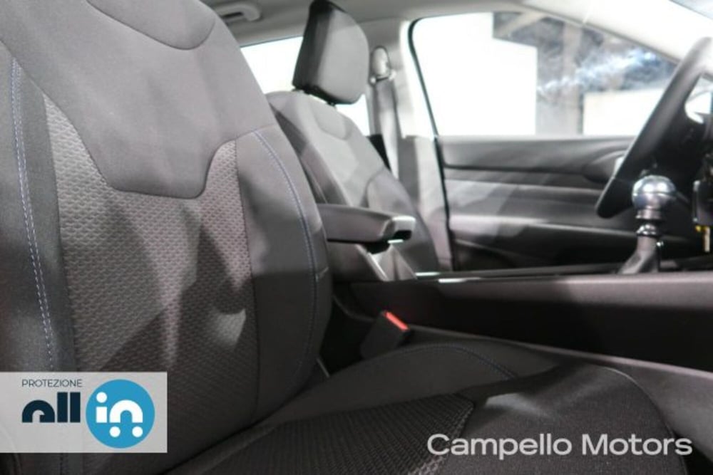 Jeep Compass nuova a Venezia (14)
