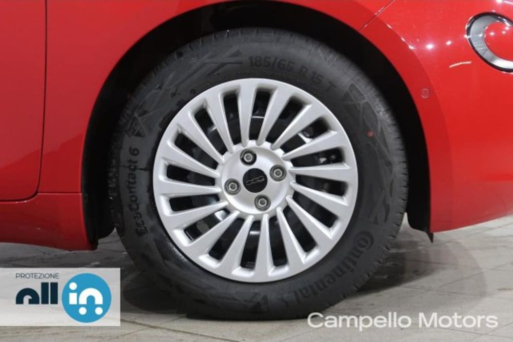 Fiat 500e nuova a Venezia (18)