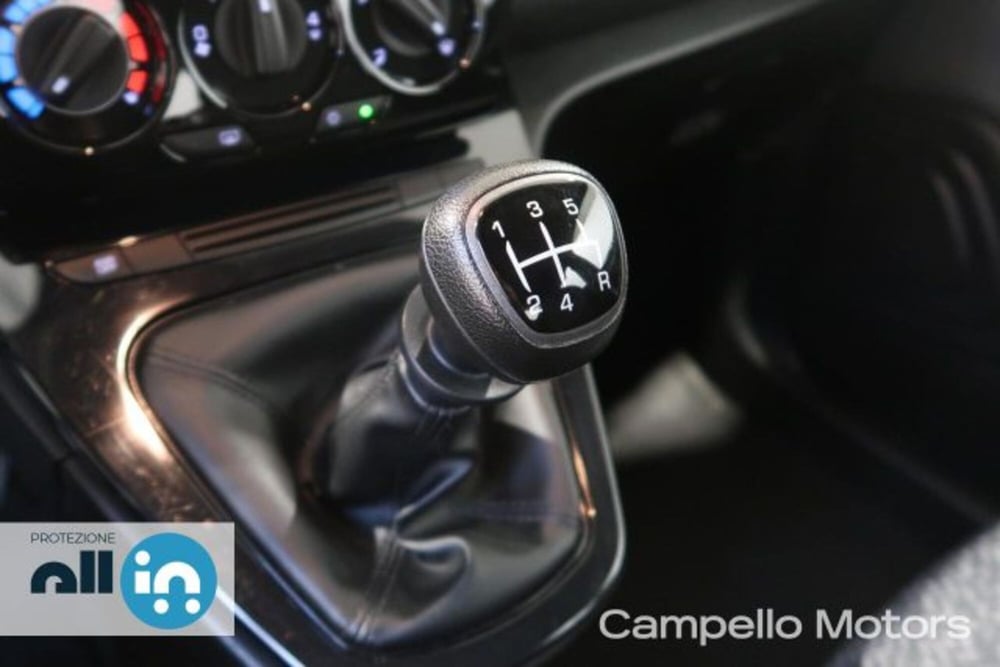 Lancia Ypsilon usata a Venezia (13)