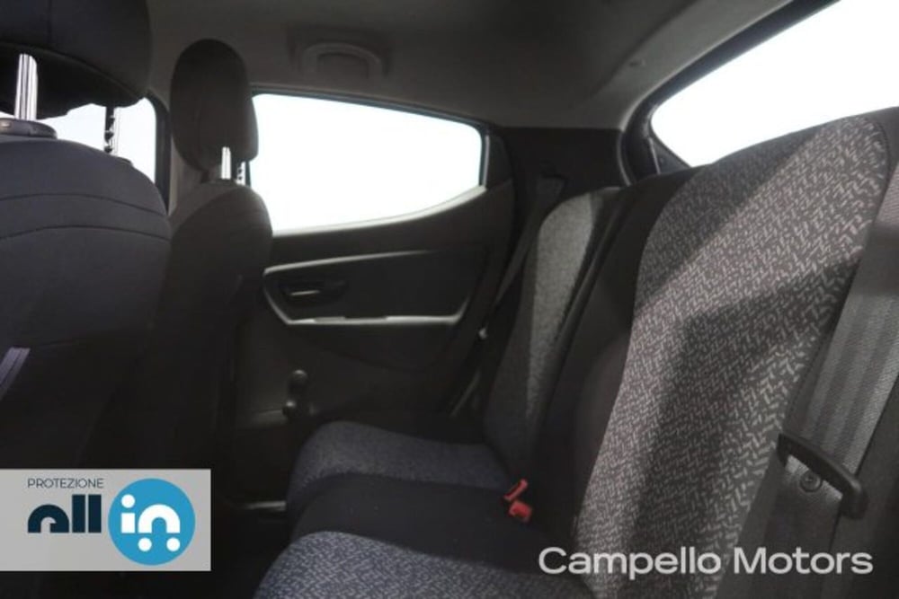 Lancia Ypsilon usata a Venezia (6)