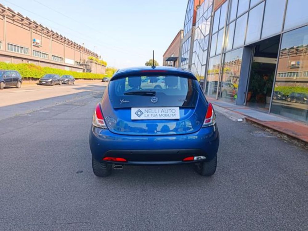 Lancia Ypsilon usata a Pisa (5)