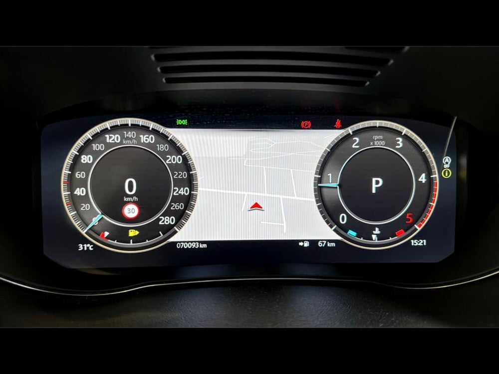 Jaguar E-Pace usata a Varese (10)