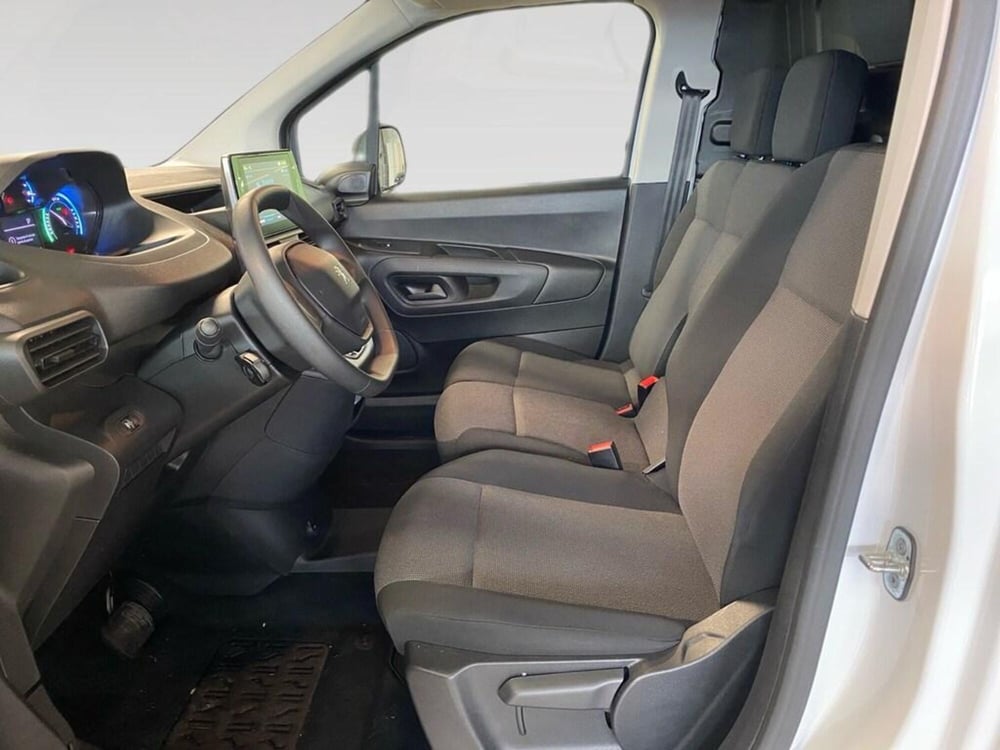 Peugeot Partner Furgone usata a Torino (7)
