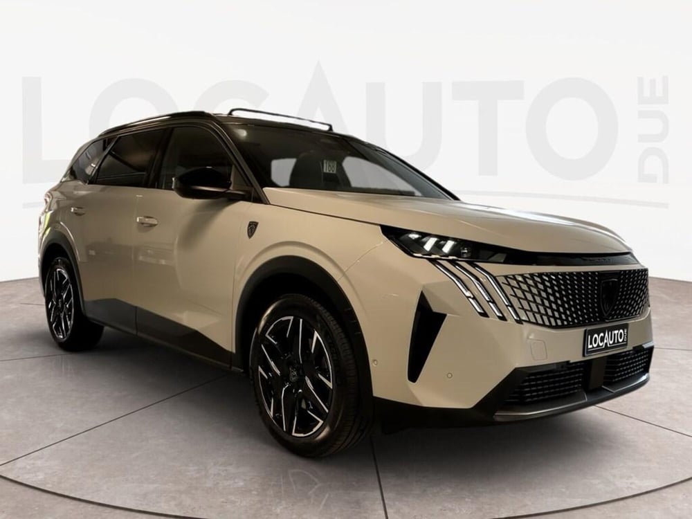Peugeot 5008 nuova a Torino (3)