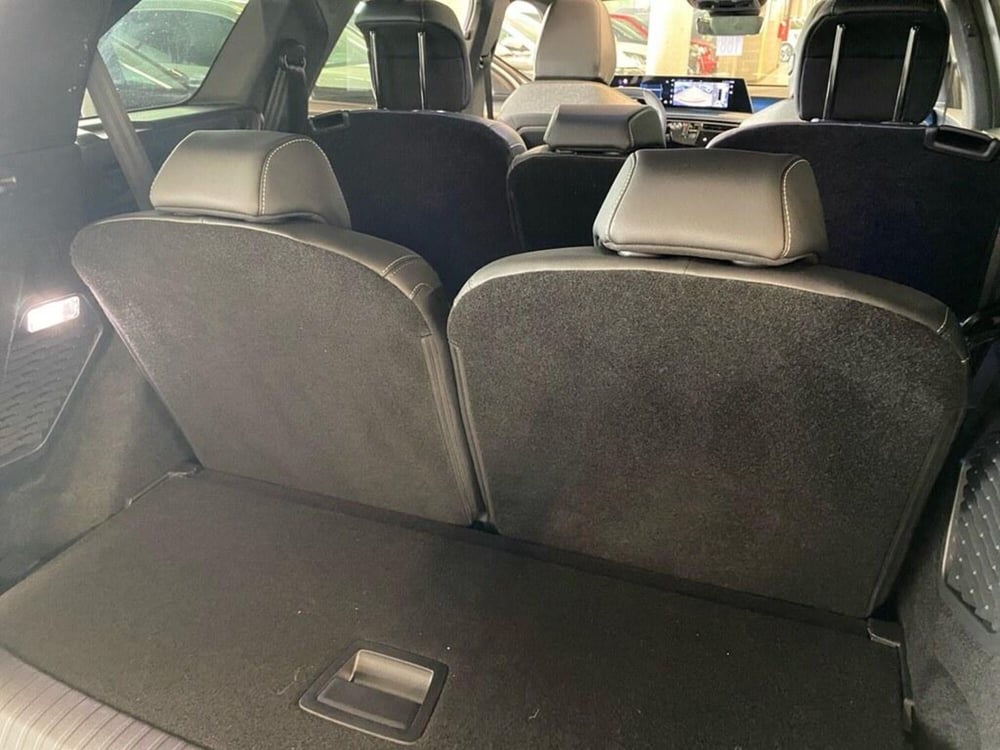 Peugeot 5008 nuova a Torino (9)