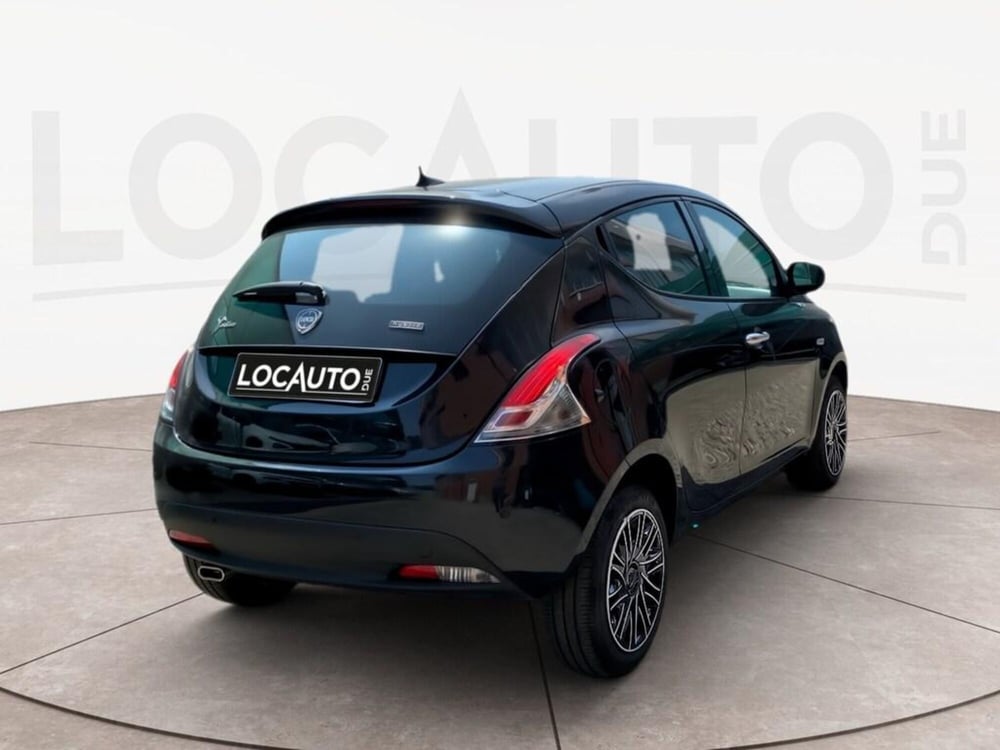 Lancia Ypsilon usata a Torino (4)