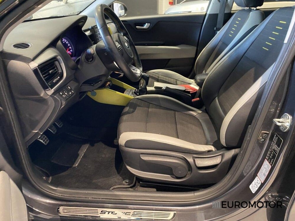 Kia Stonic usata a Bari (14)