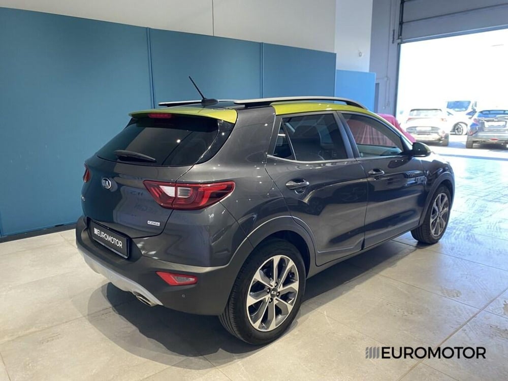 Kia Stonic usata a Bari (7)