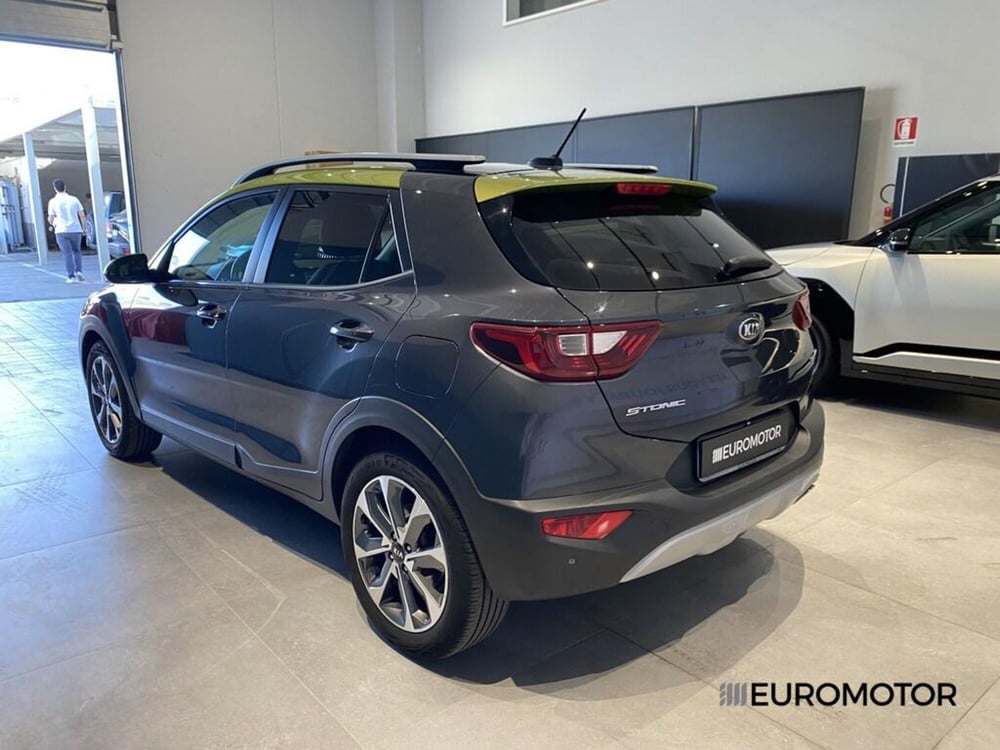 Kia Stonic usata a Bari (9)