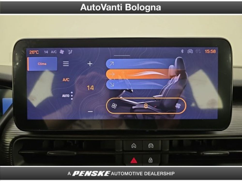 Jeep Avenger usata a Bologna (13)