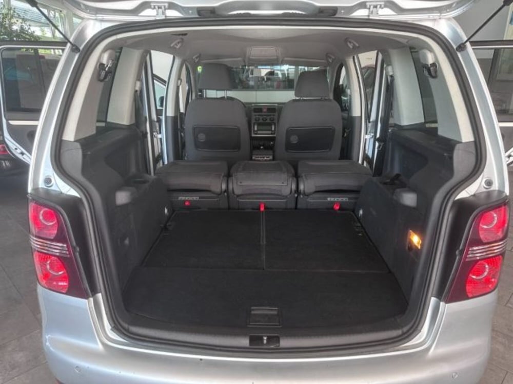 Volkswagen Touran usata a Lodi (12)