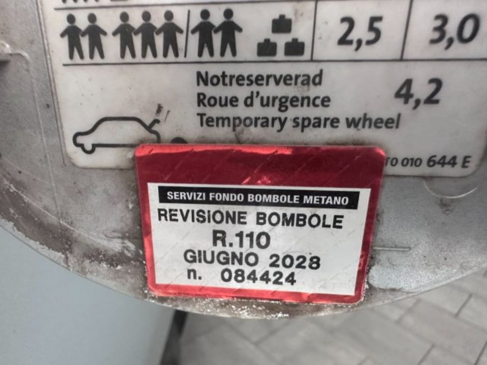 Volkswagen Touran usata a Lodi (14)