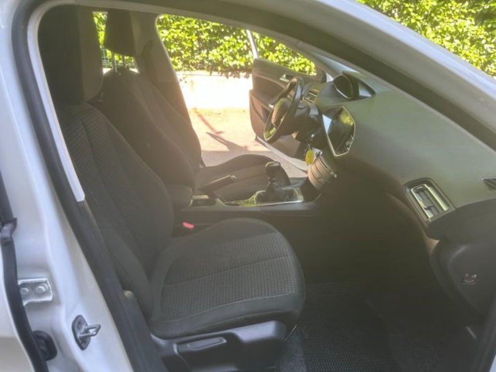 Peugeot 308 SW usata a Lodi (9)