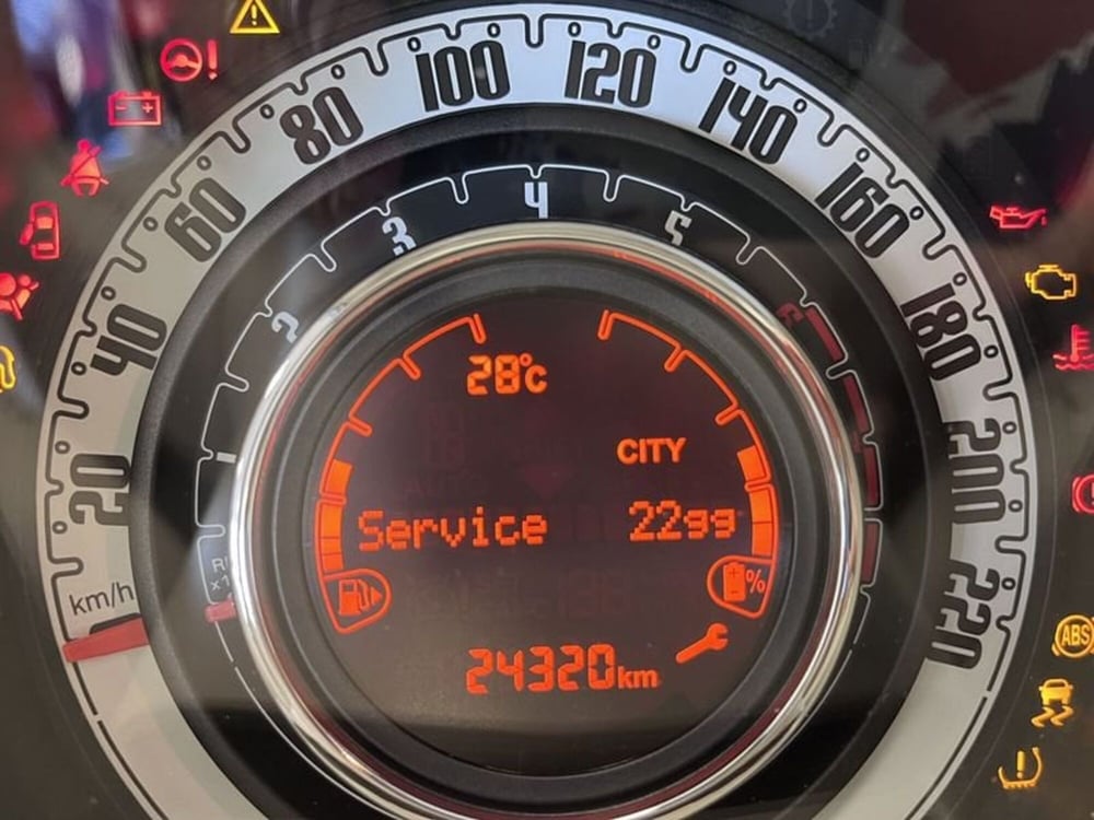 Fiat 500 usata a Prato (9)