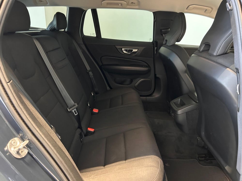 Volvo V60 usata a Napoli (5)