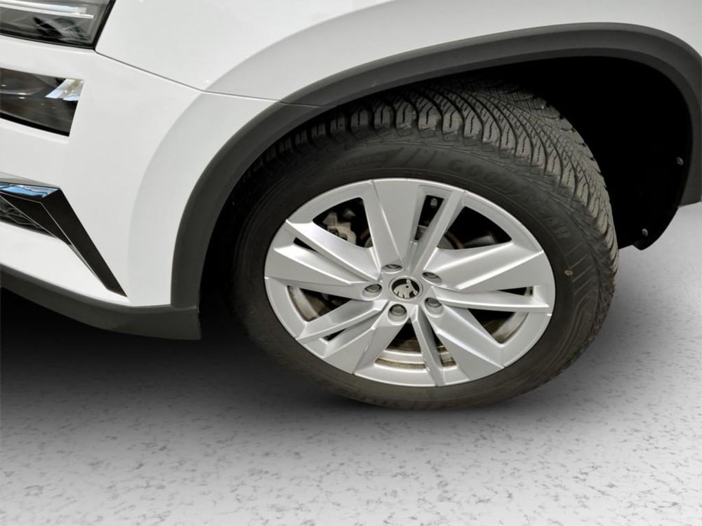 Skoda Karoq usata a Padova (9)