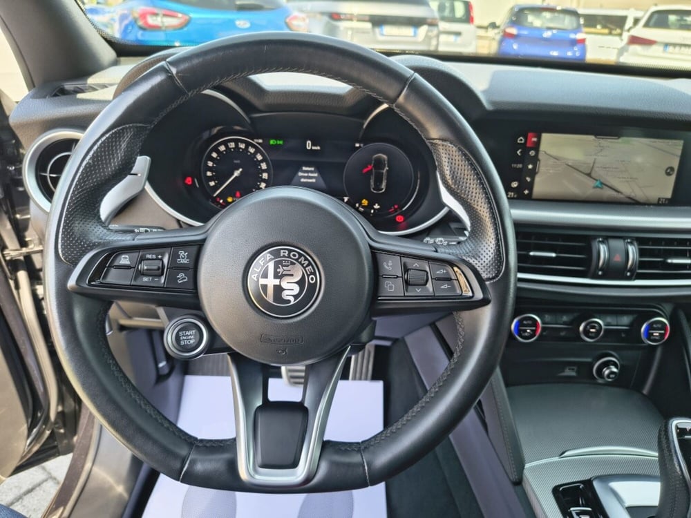 Alfa Romeo Stelvio usata a Firenze (14)