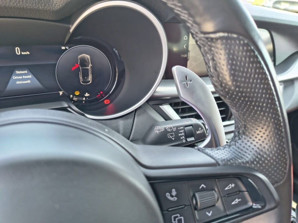 Alfa Romeo Stelvio usata a Firenze (18)