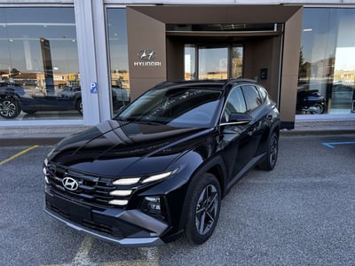 Hyundai Tucson 1.6 hev Business 4wd auto nuova a Caresanablot
