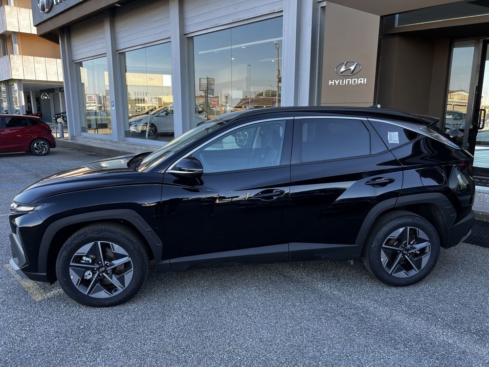 Hyundai Tucson nuova a Vercelli (2)