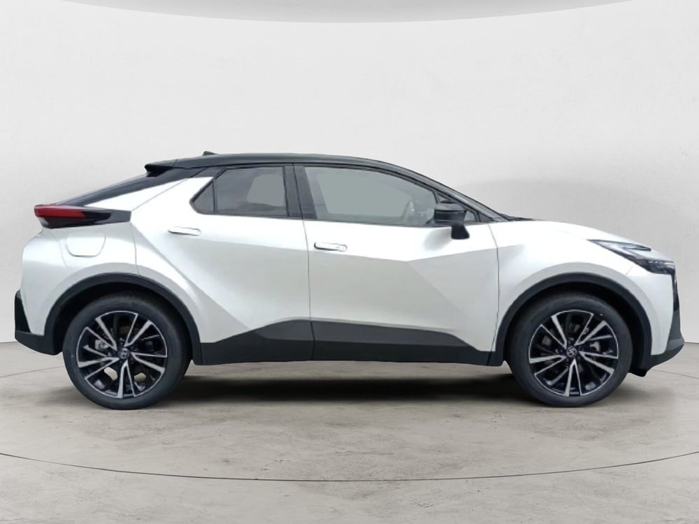 Toyota Toyota C-HR usata a Sondrio (3)