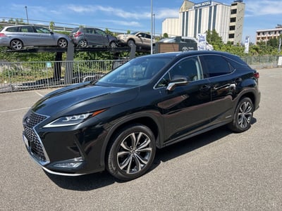 Lexus RX L Hybrid Executive del 2022 usata a Piacenza