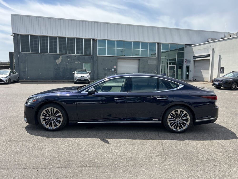Lexus LS usata a Piacenza (3)
