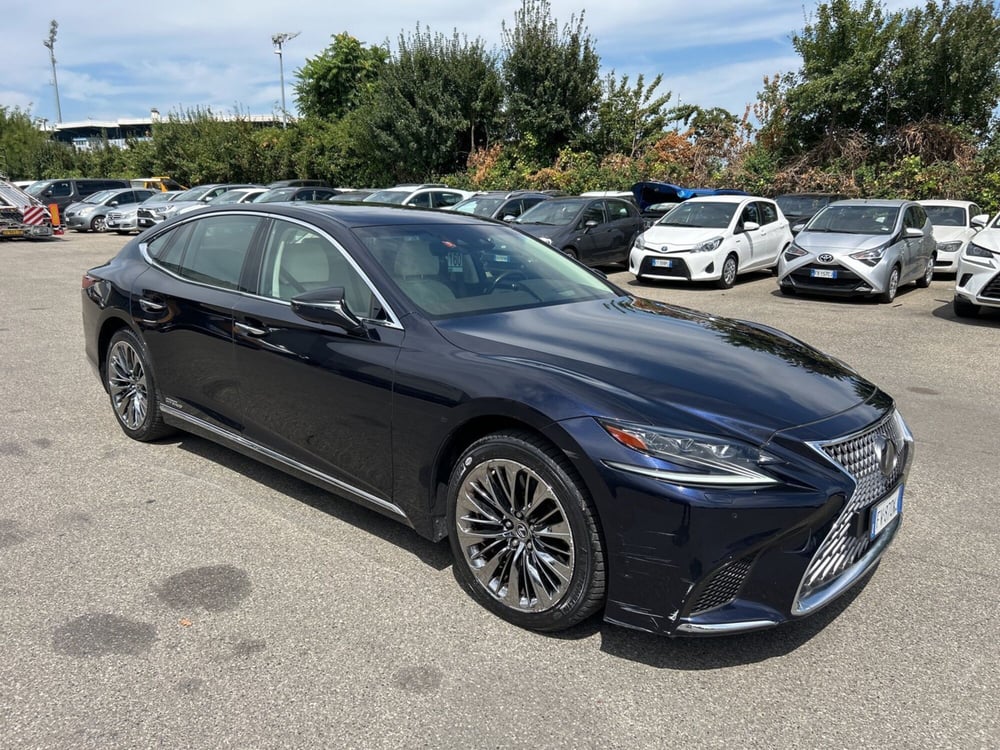 Lexus LS usata a Piacenza (8)