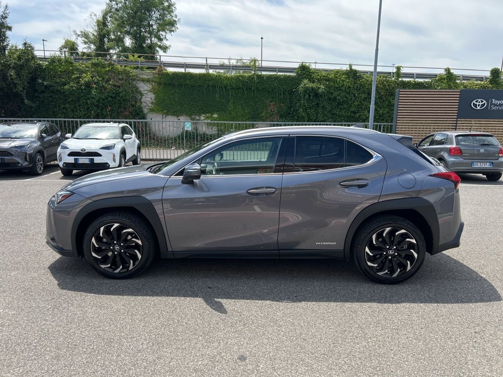 Lexus UX usata a Piacenza (3)