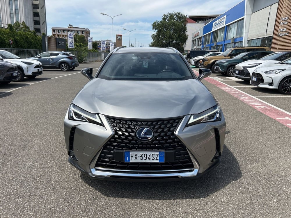 Lexus UX usata a Piacenza (2)