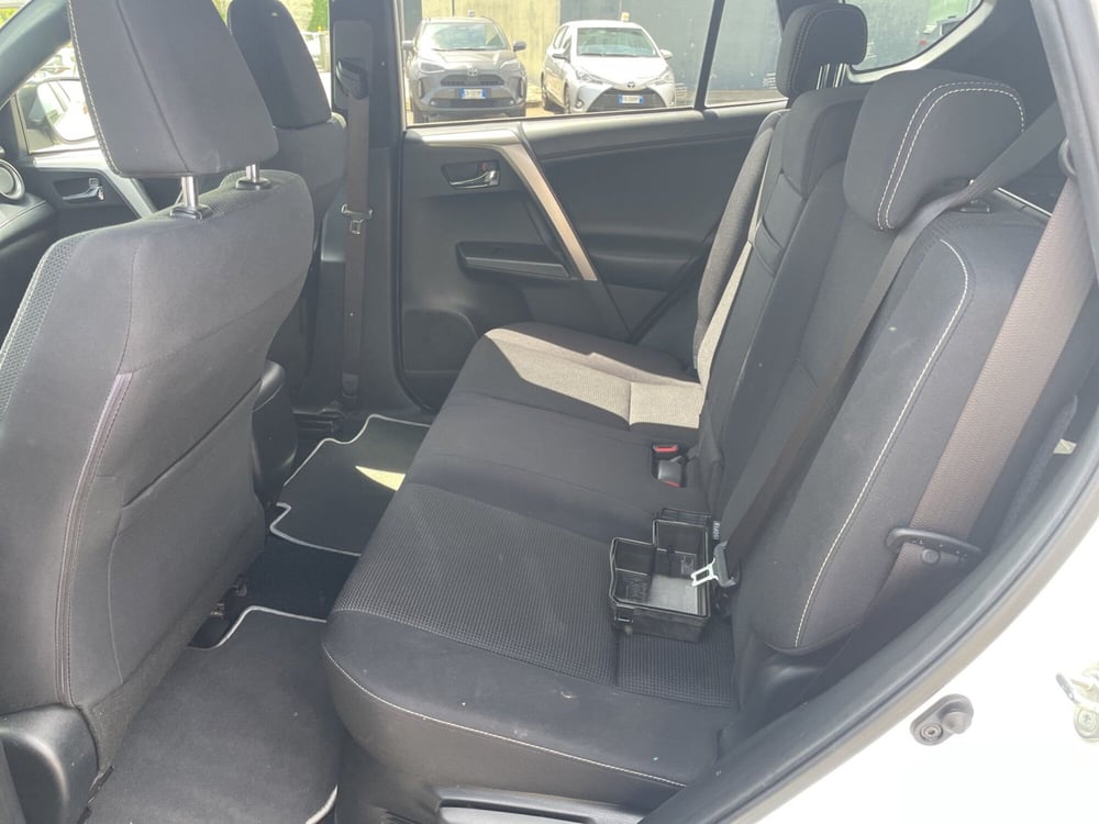 Toyota Rav4 usata a Piacenza (10)