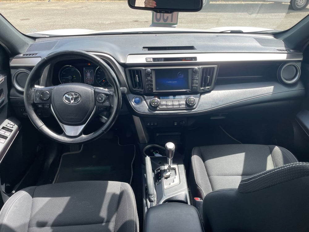 Toyota Rav4 usata a Piacenza (11)