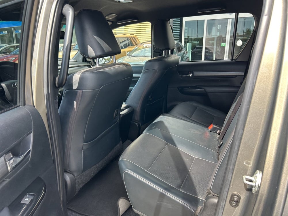Toyota Hilux usata a Piacenza (10)