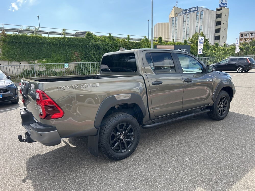 Toyota Hilux usata a Piacenza (6)