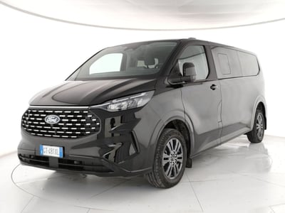 Ford Tourneo Custom 320 2.0 EcoBlue 150CV PL Titanium del 2024 usata a Roma