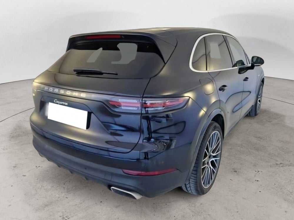 Porsche Cayenne usata a Salerno (3)